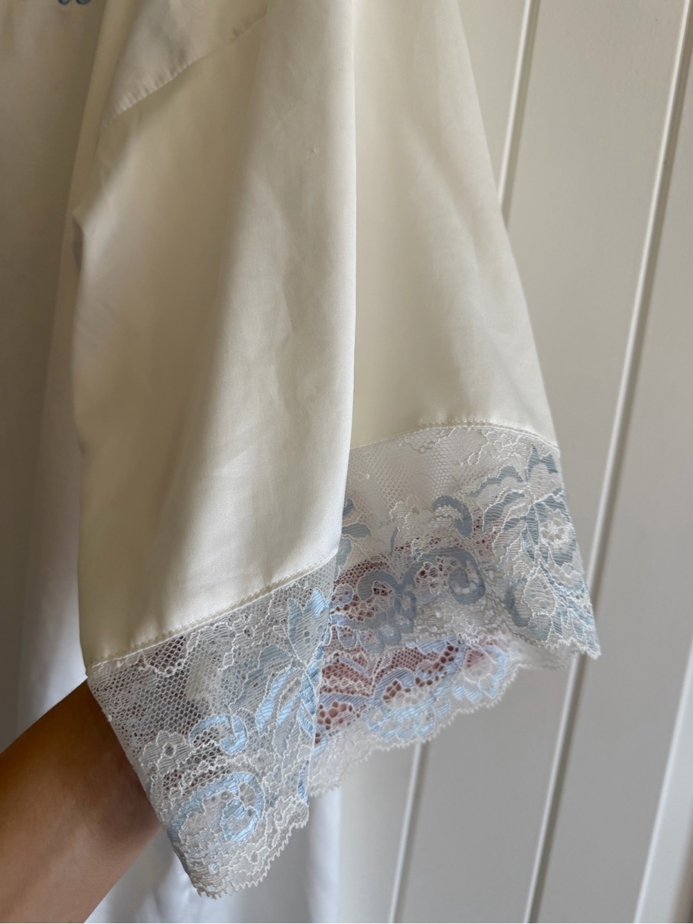 Satin Bridal Robe - Picture 5 of 6